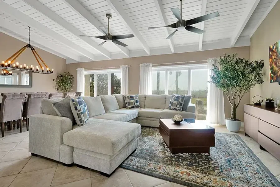 Luxury Villa Beachfront + Private Pool & BBQ Beach