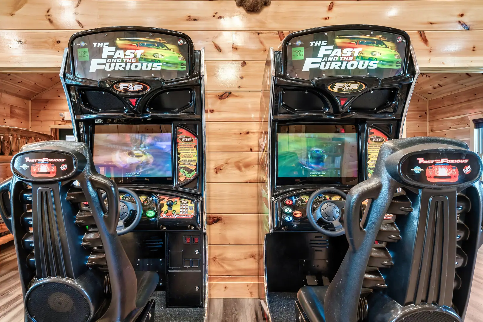 Cabin with beautiful views of the Smokies 6BR/8BA