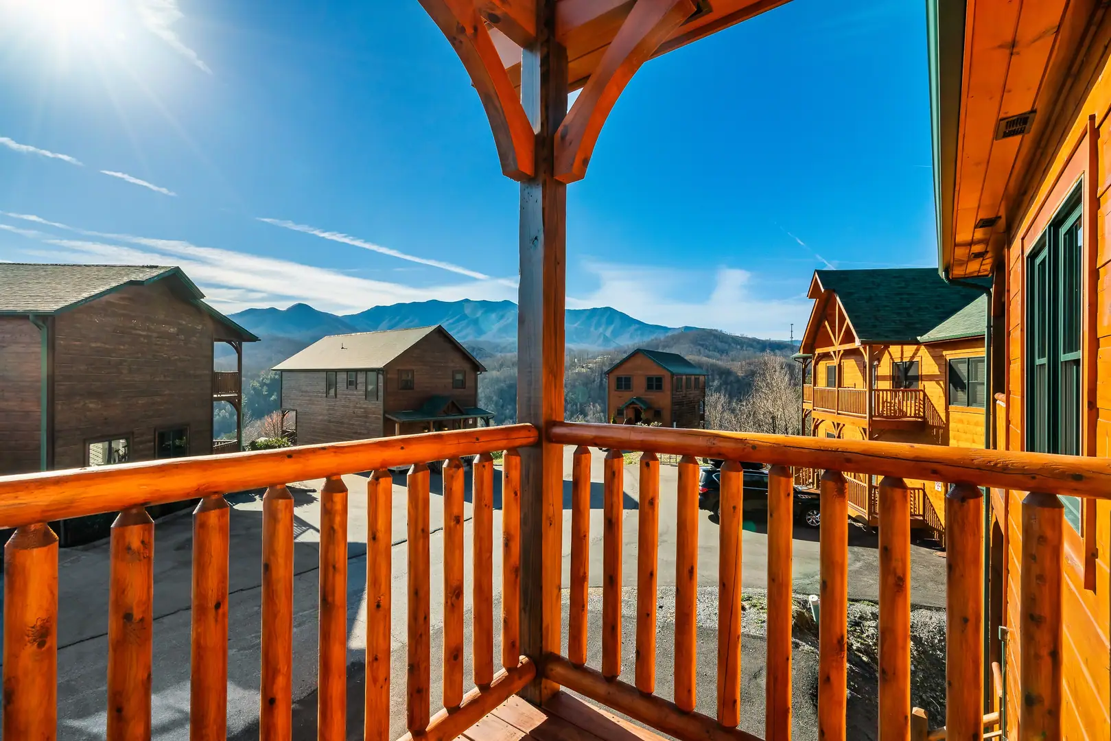 Cabin with beautiful views of the Smokies 6BR/8BA