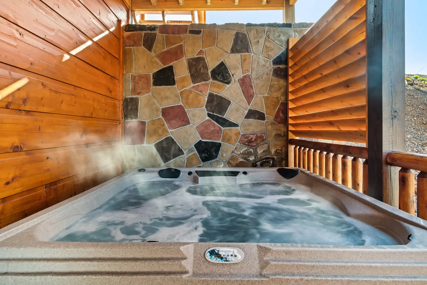 Cabin with beautiful views of the Smokies 6BR/8BA