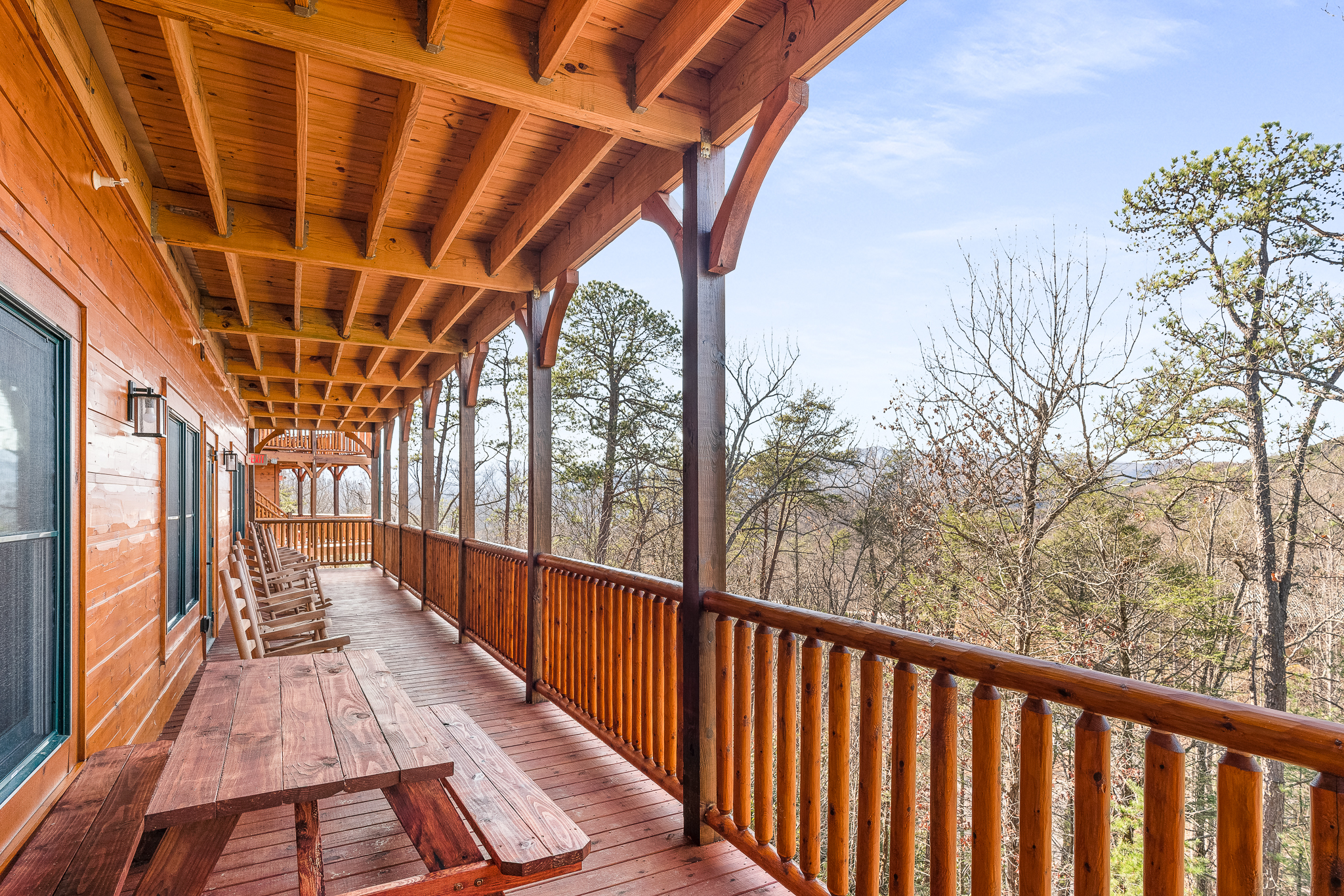 Cabin with beautiful views of the Smokies 6BR/8BA